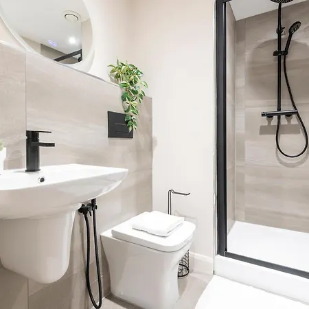 Апартаменти Harvey Nic's & Designer Quarter 74 Ch Лідс