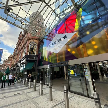 Harvey Nic's & Designer Quarter 74 Ch *