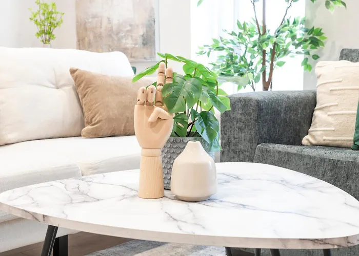 Harvey Nic's & Designer Quarter 74 Ch * Лідс