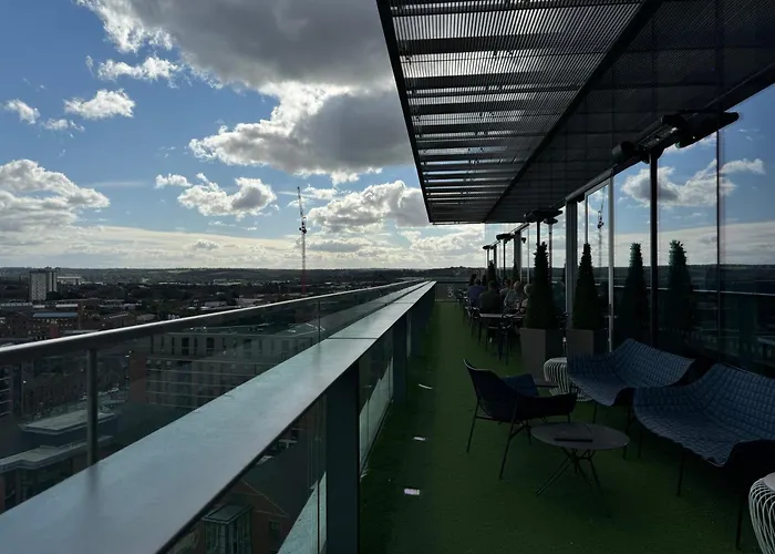 Апартаменти Harvey Nic's & Designer Quarter 74 Ch