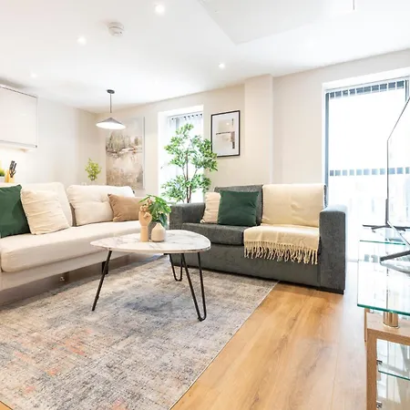 Harvey Nic's & Designer Quarter 74 Ch Apartment Leeds (West Yorkshire)