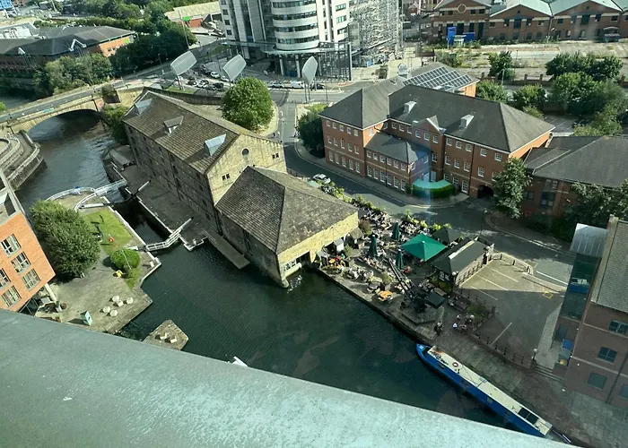 Апартаменты Harvey Nic's & Designer Quarter 74 Ch Лидс